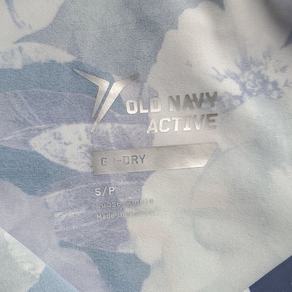 Athletes wear - Picture 2 of 2